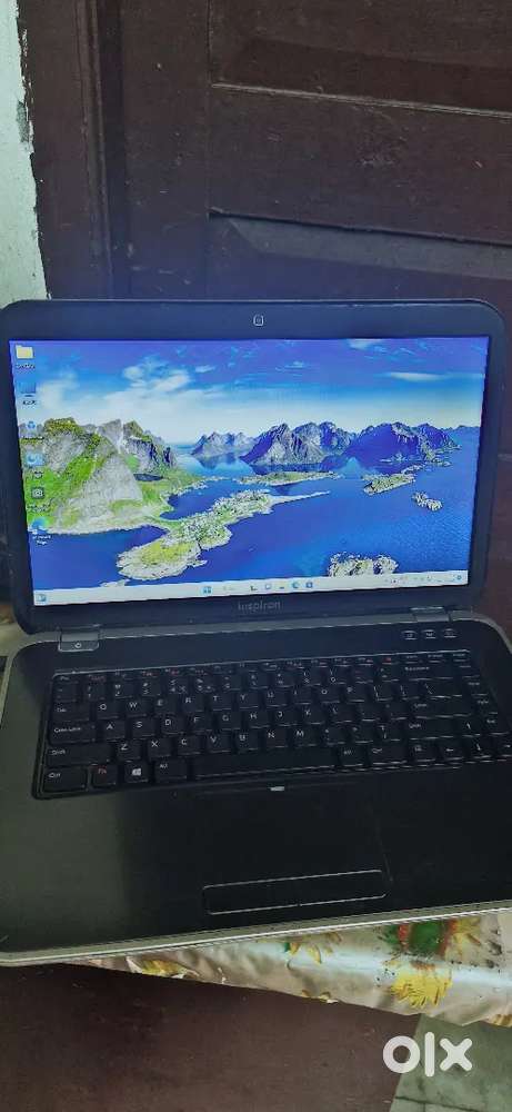 DELl LAPTOP