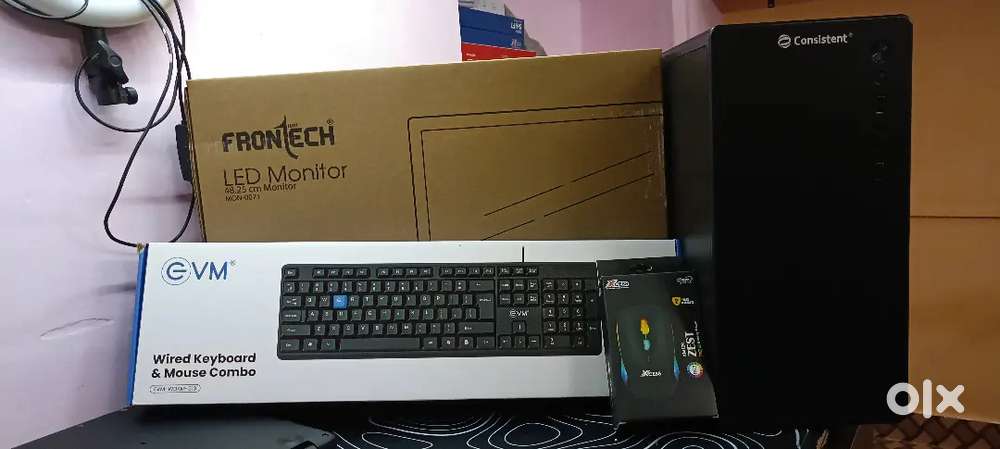 BRAND NEW I3  DESKTOP PC SET WITH LED KEYBOARD MOUSE ONLY 9000/-
