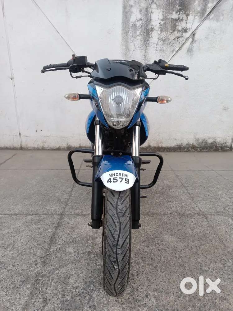 Suzuki gixxer