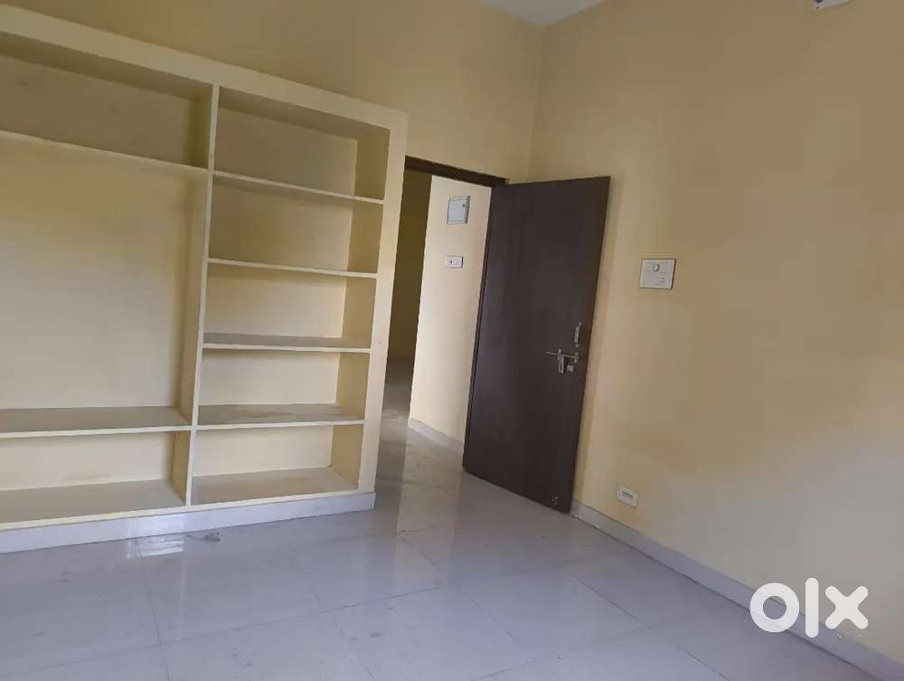 3/4 BHK with 3 bathrooms