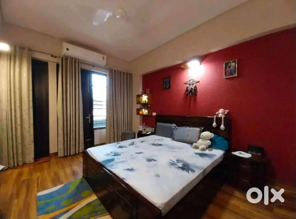 Well class residence.cctv
