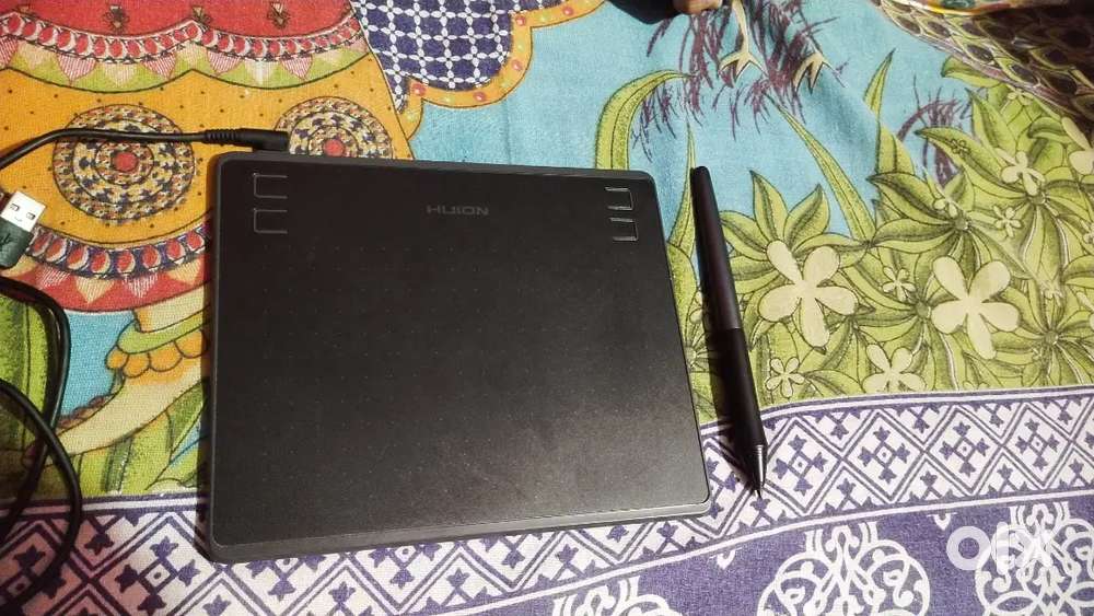 HUION HS64 Drawing Pen Tablet