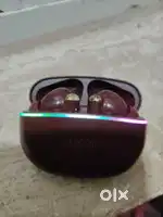 Shkod airpod air 5 pro selling price 850