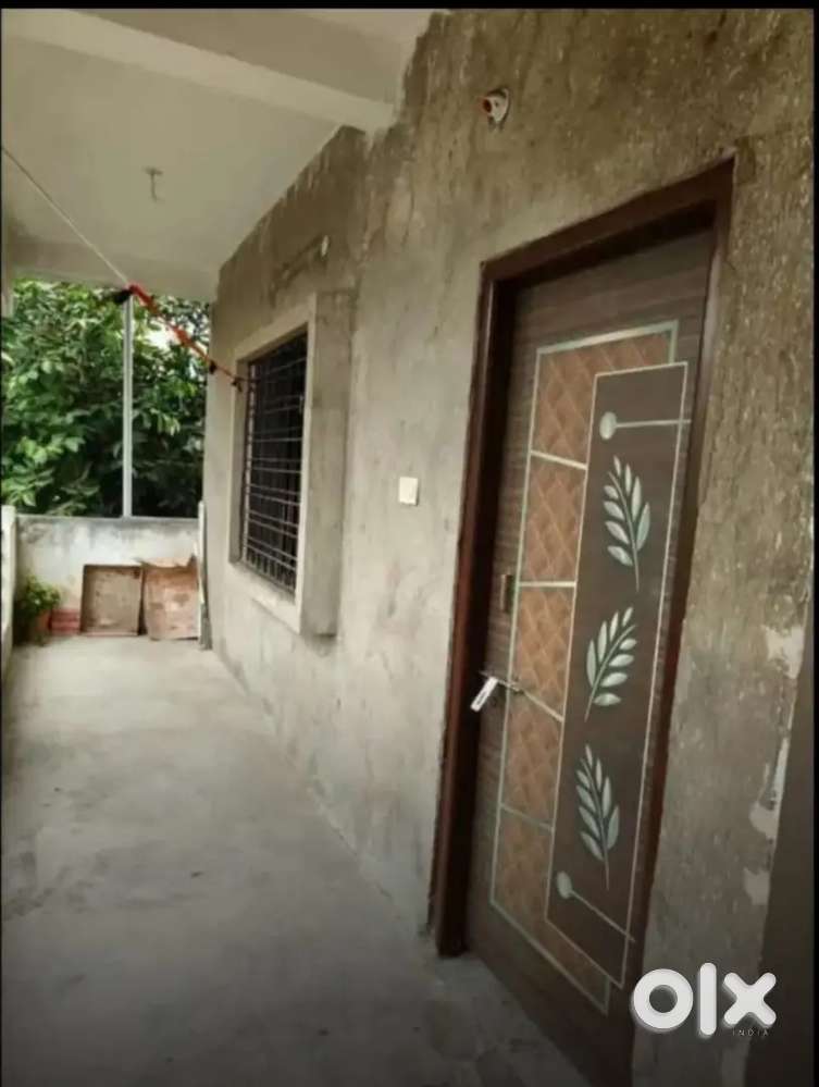 Single room in Narendra Nagar