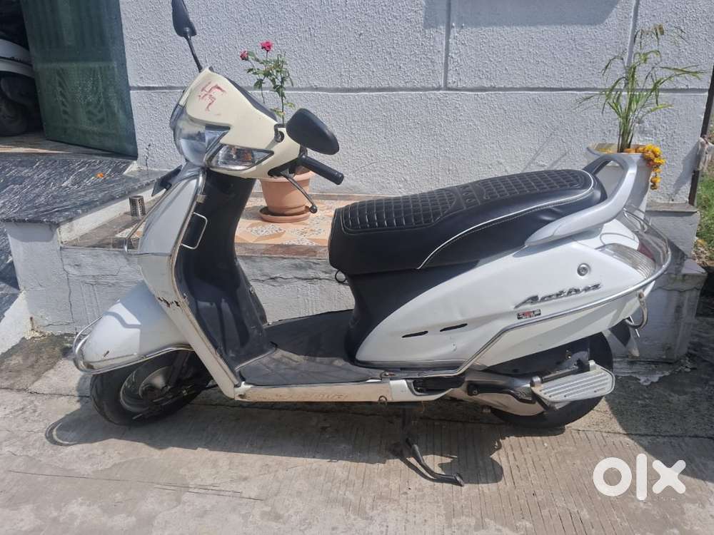 Honda Activa 2013 – Well-Maintained Scooter with RC & Insurance