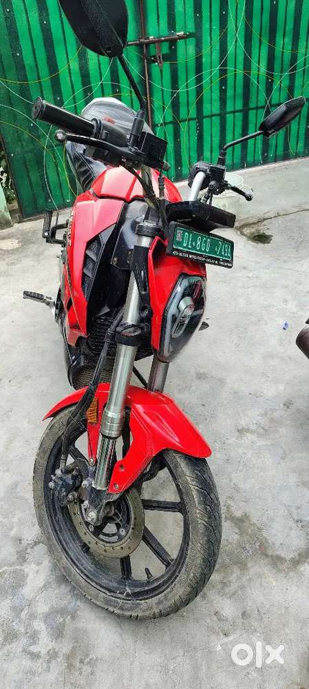 Revolt RV400 Rebel Red - 2023 Model