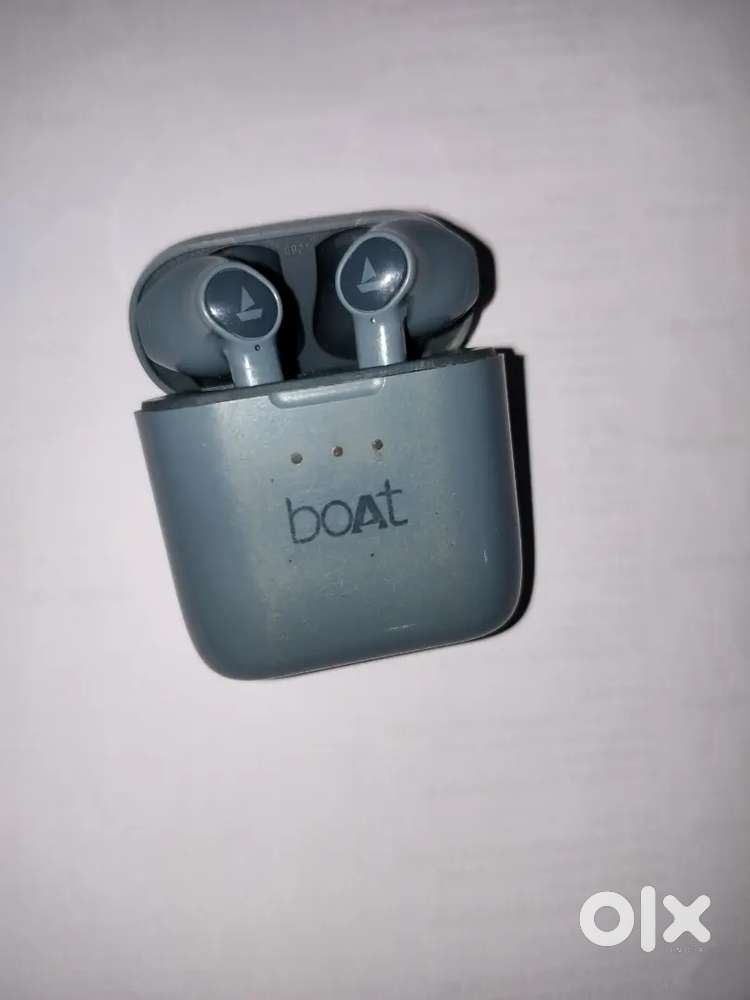 Boat airdope is in good condition