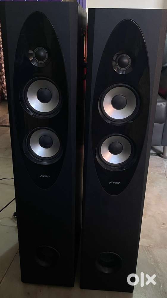 F&D T60X Tower Speakers – Powerful Bass  Excellent Condition