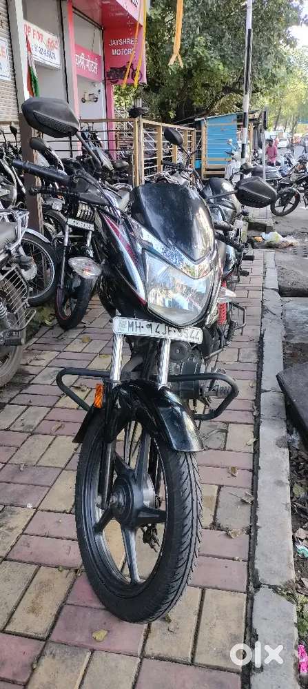 A Honda Shine 125   bike is good condition