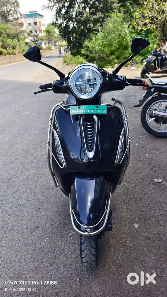 Black chetak with VIP number for Sell