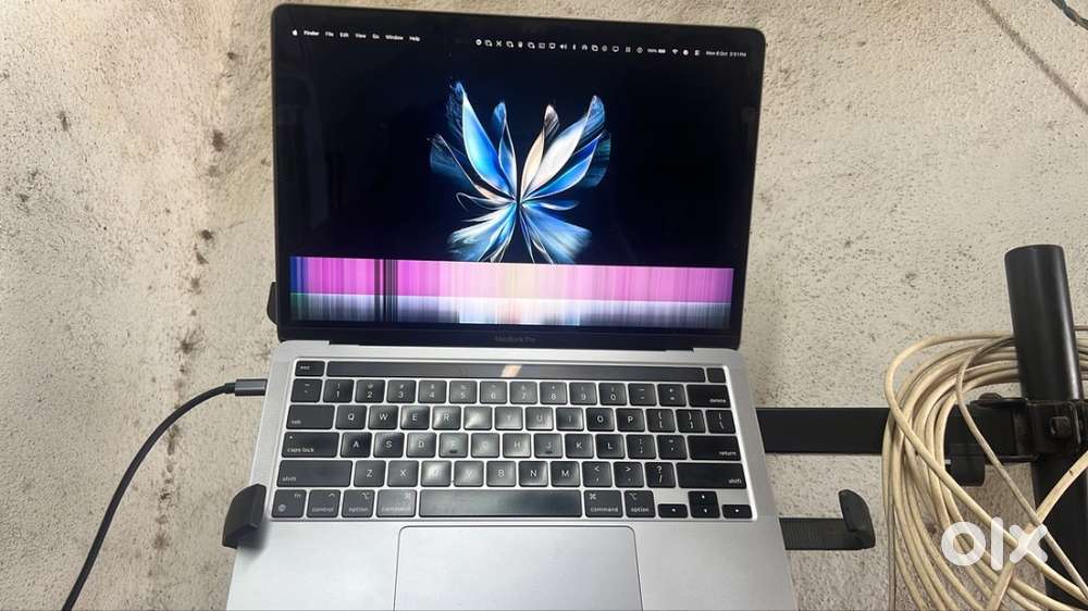 MacBook Pro M1 8GB 256GB, A2338