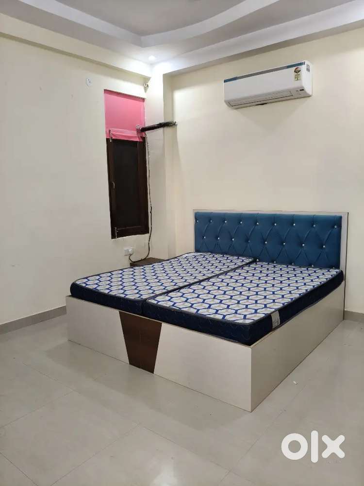 Independent Fully furnished 2 bhk Flat Mall of Jaipur Vaishali Nagar