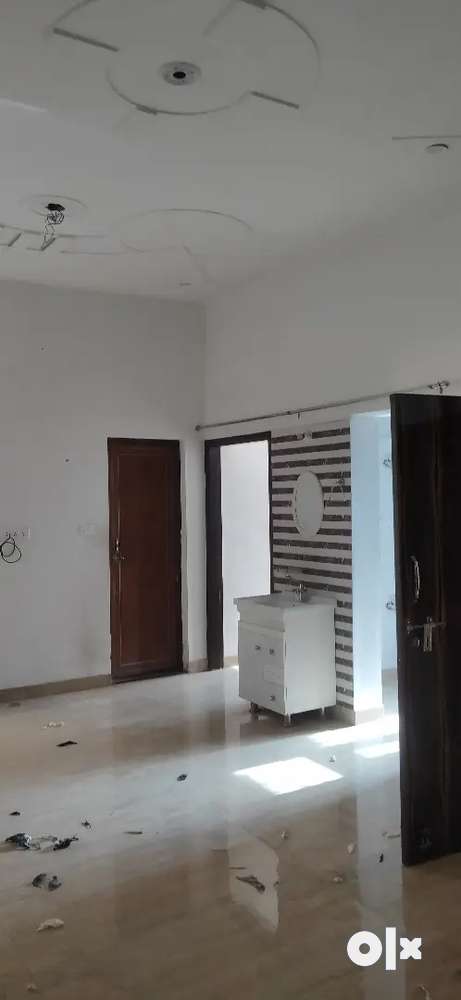 Three room set near Saint Mary school buddhi Vihar moradabad