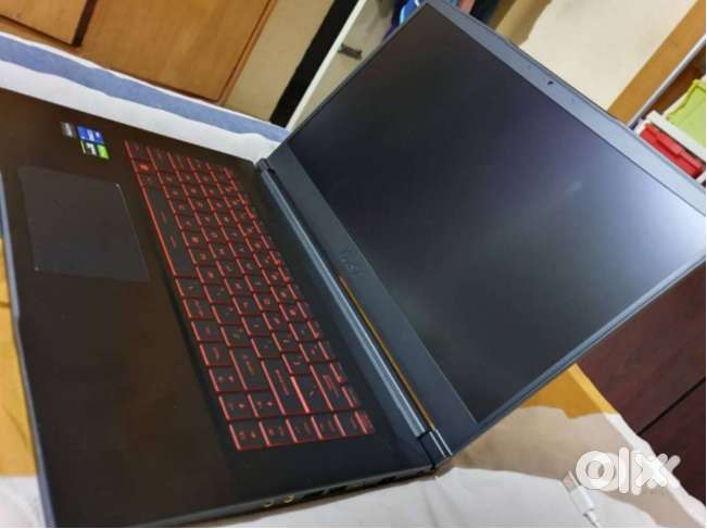 MSI i7 Laptop 11th.Gen 16GB Ram 4GB Graphics 256 SSD 1TB Rarely used