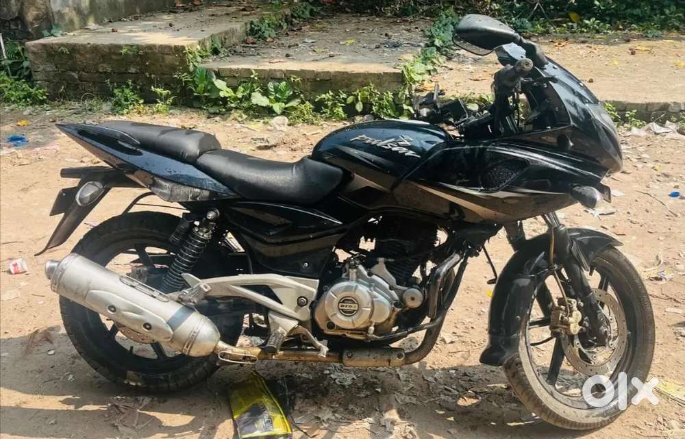 Pulsar 220 good condition