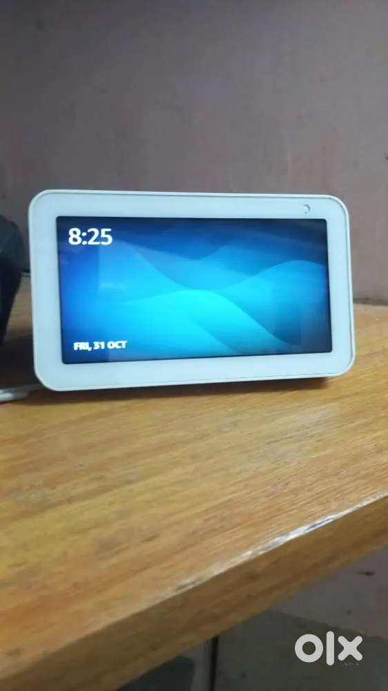 Amazon alexa echo show 5 (bose,sonos,Marshall,bang and olufsen,sony)