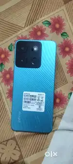 Mobile pura naya h koi dent nhi h body m
