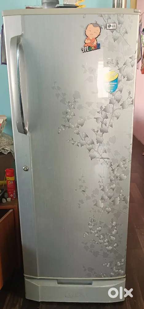 LG 235ltr fridge available for sale