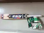 Cricket bat and gloves combo