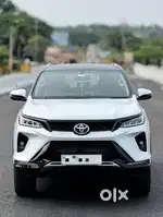 Toyota Fortuner Legender 4X2 AT 2.8, 2024, Diesel