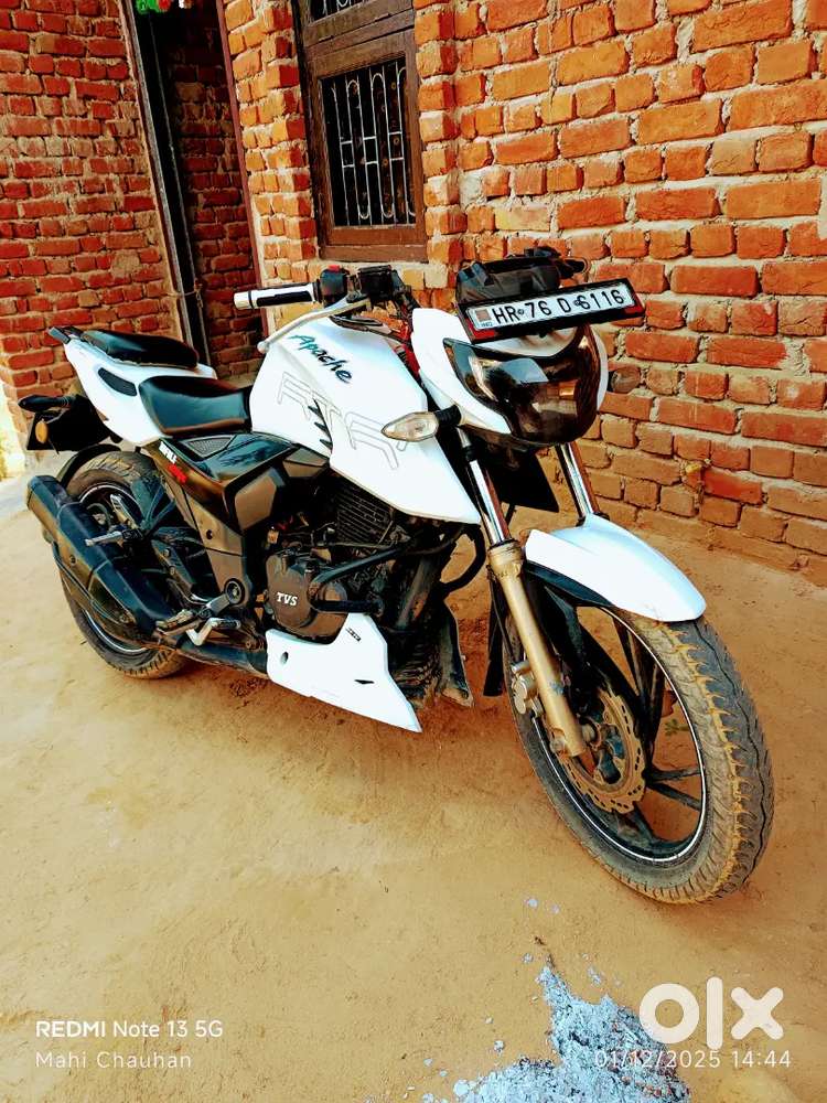 Apache 200 4V 2018 Model A1 Condition Scratch Less