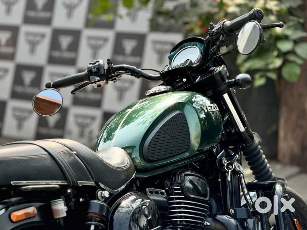 Extremely clean bike