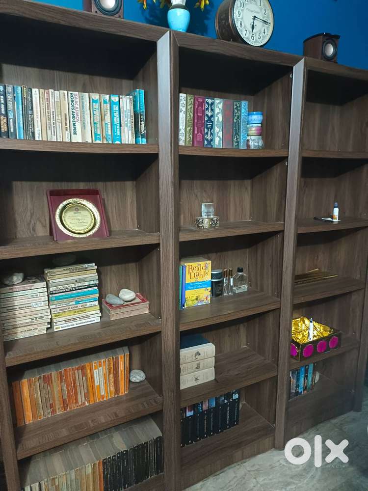 Furniture - bookshelf and computer table