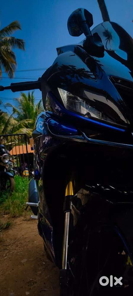 Yamaha R15 v3