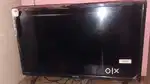 Oscar tv . 24 inch