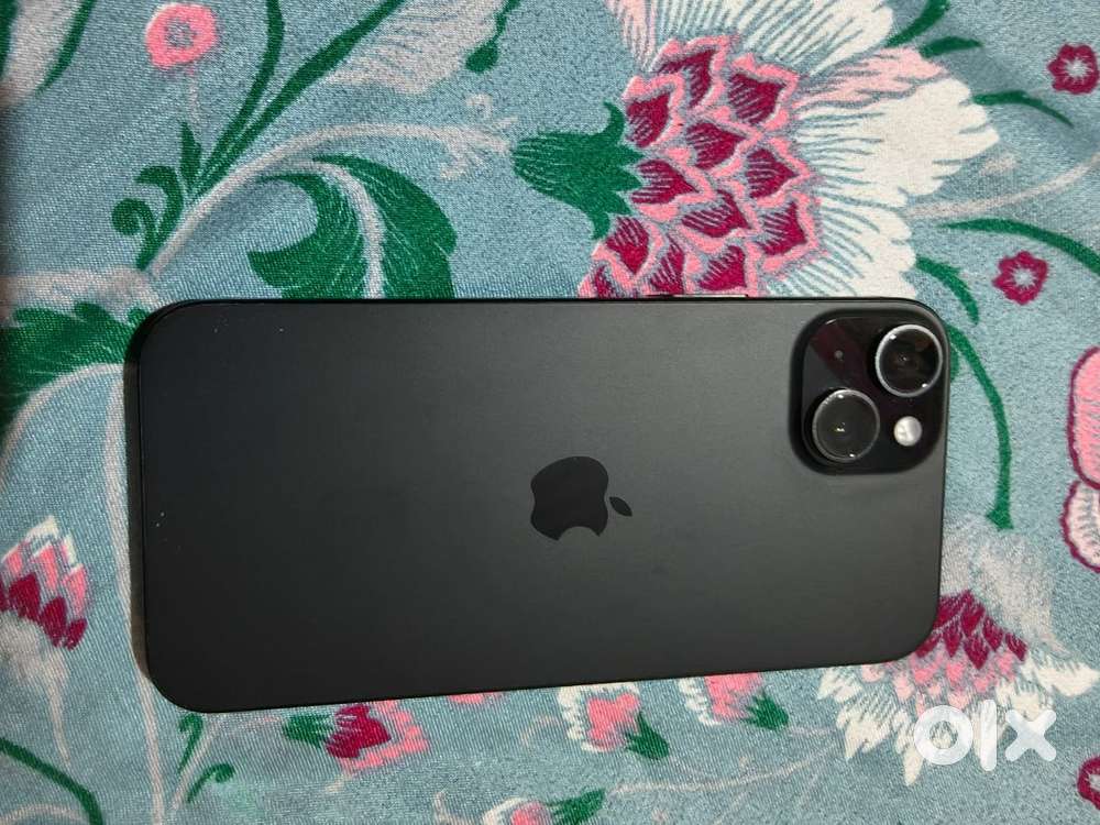 I phone 15 plus with bill box acceriioes