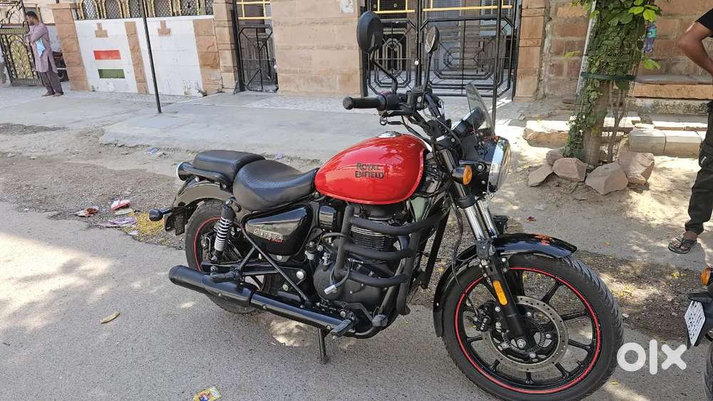 Meteor 350 Supernova Top