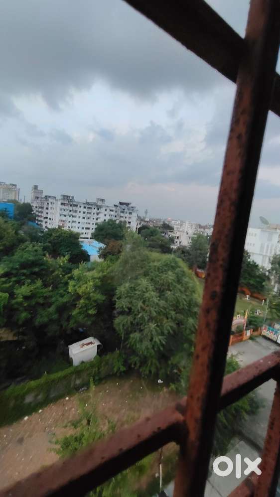 2 BHK SEMI FURNISHED FLAT FOR RENT at 15000