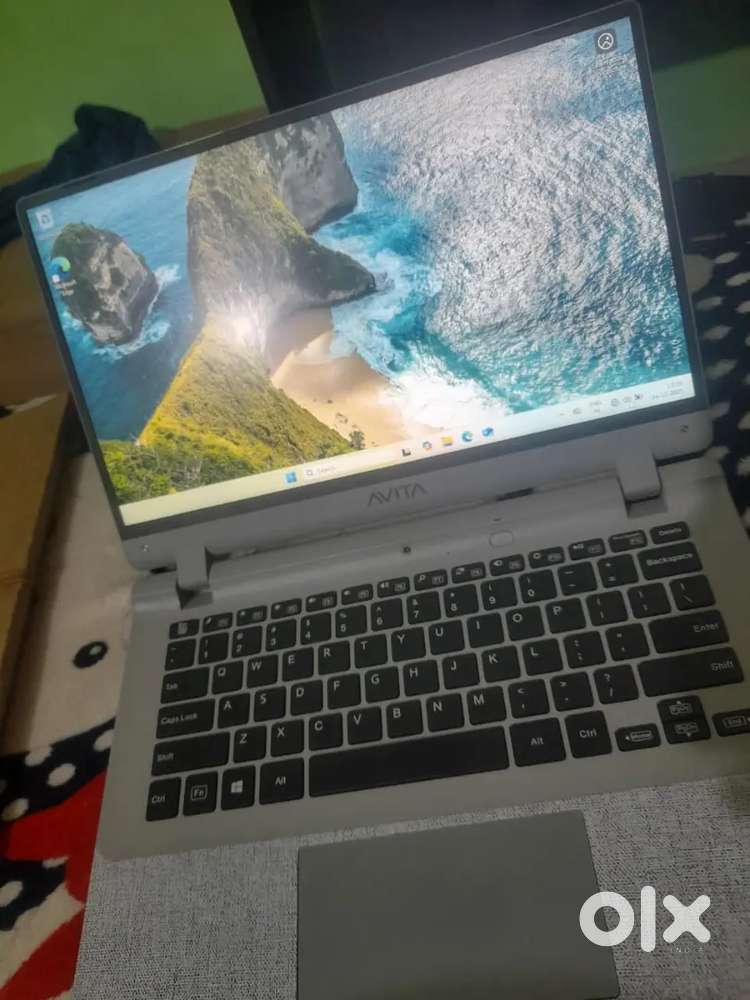 Laptop avita intel celeron