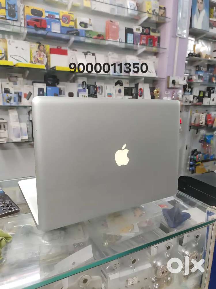 MAC BOOK PRO 15 INCH