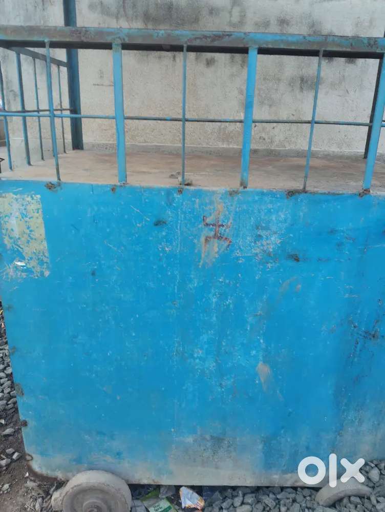 1 বছর হয়েছে দোকানটা অল টোটাল ভালো