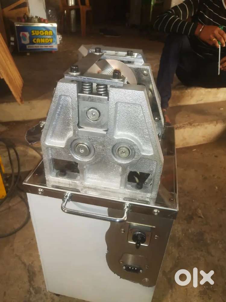 Sugarcane juice machine Available