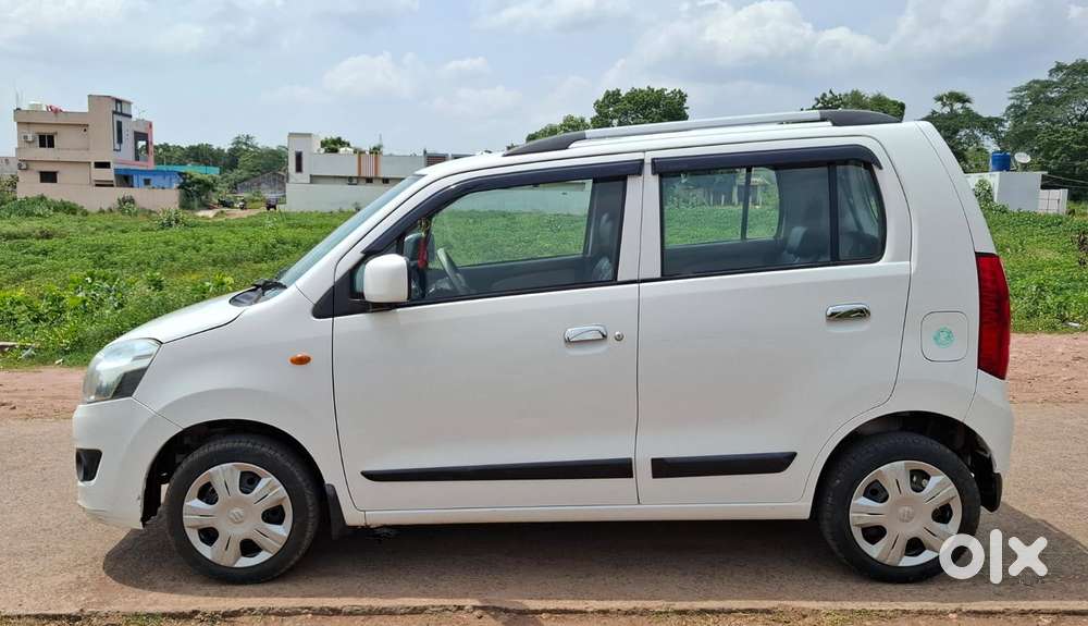 Maruti Suzuki Wagon R VXI, 2018, Petrol