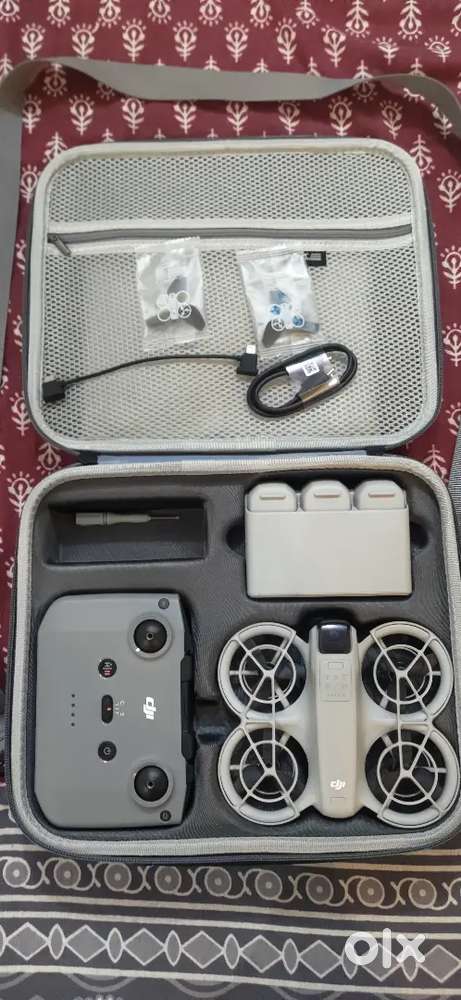DJI NEO DRONE WITH CARRYING CASE
