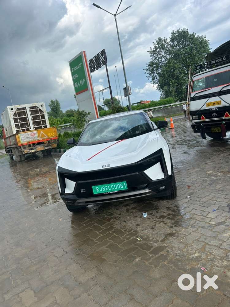 Mahindra BE 6 2025 Electric Good Condition