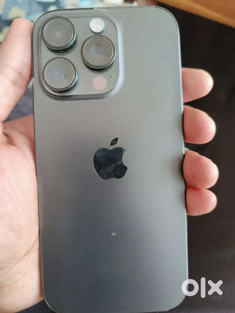 Iphone 16 pro 94% battery health100% condition