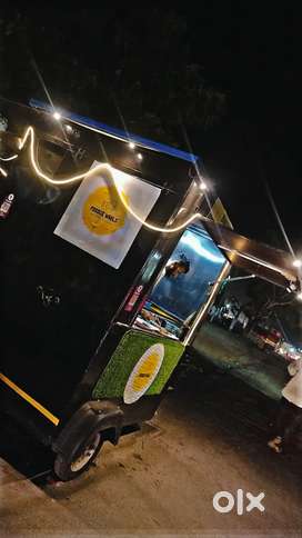 Food truck and container towable