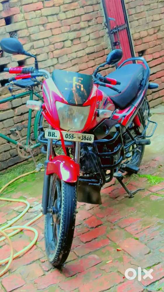Bike hai koi problem nahi hai engine se lekar sab kuchh no any problem