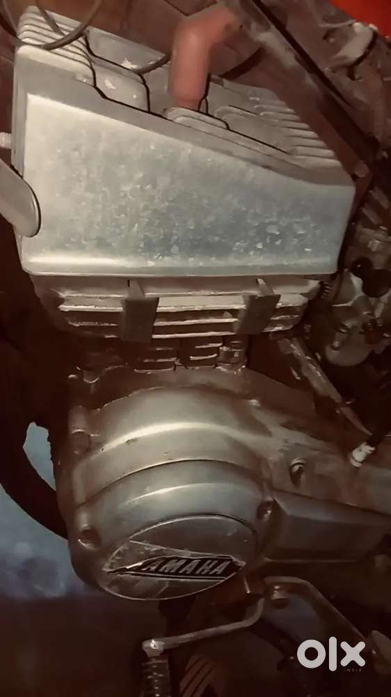 YAMAHA RX 100 GOOD CONDITION GOOD ENJUINE JAPAN MODEL