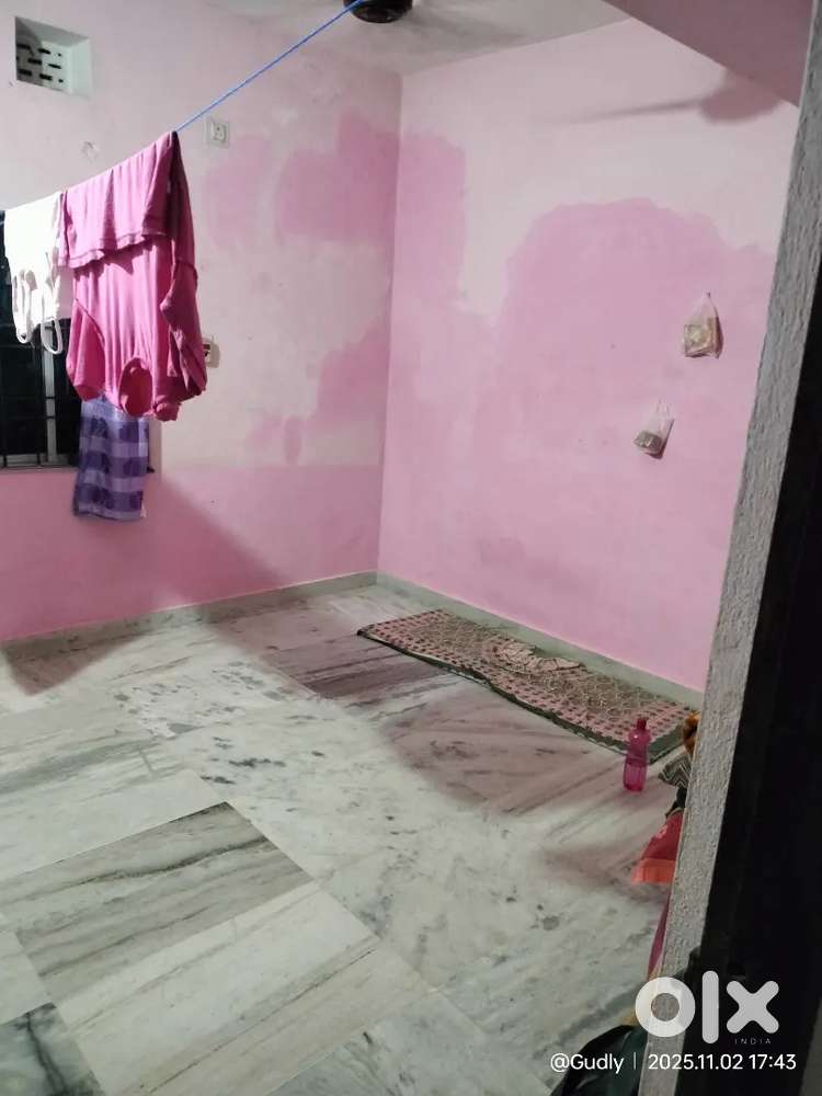 1 girl's for sharing