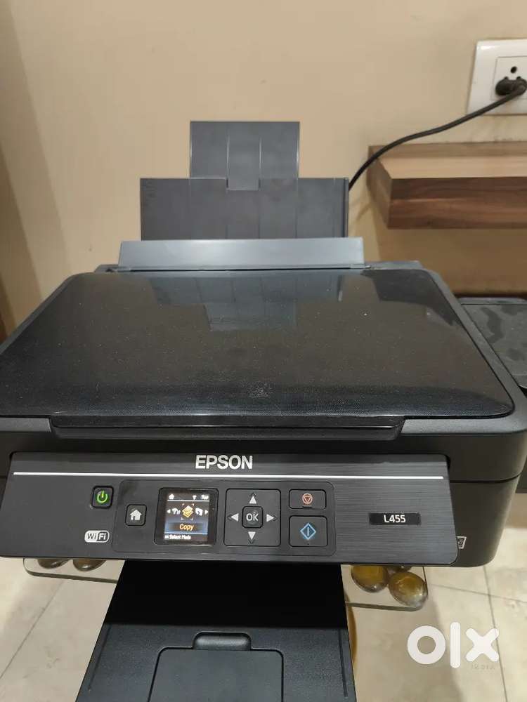 Epson coloured printer with scanner