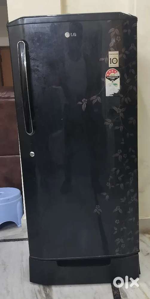 LG FRIDGE 230 LITRES