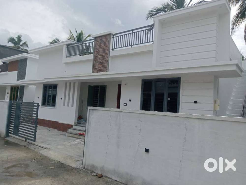 Budget Friendly House for sale nearby Mannuthy - Thrissur