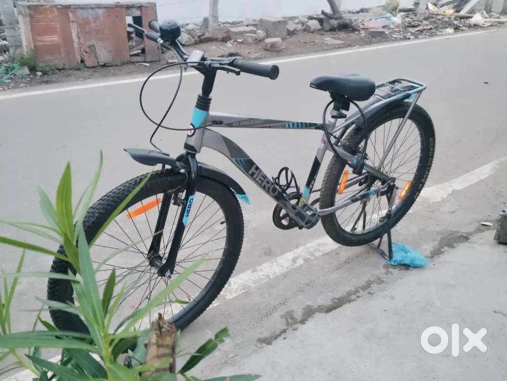 Attractive bycycle for sale 5400 rate negotiable. New cycle price 7500