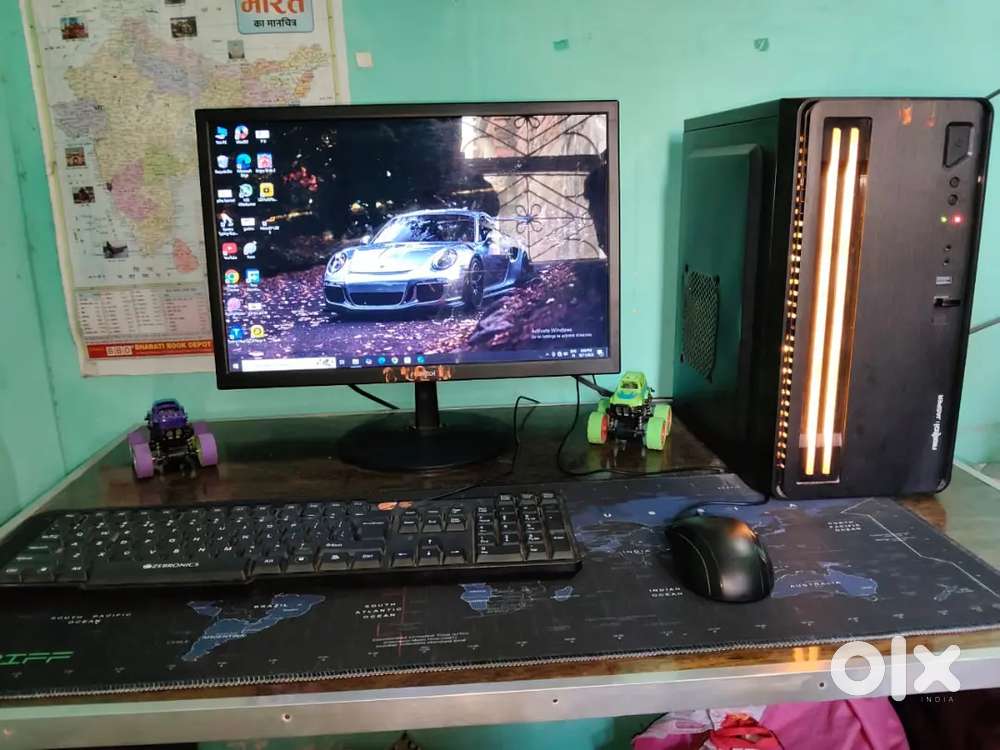 Brand new computer. Core i5. 8gb ram. 256 ssd 19 inch moniter