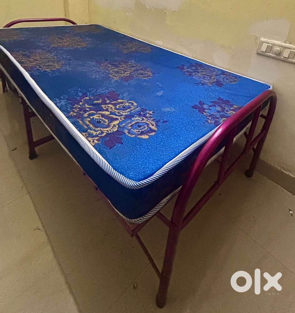 Foldable Bed + Mattress